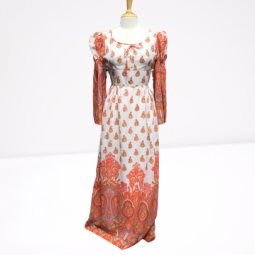 Vintage 70s paisley maxi dress size small (2-4)